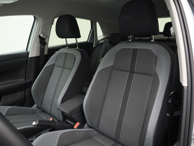 Volkswagen POLO 1.0TSI/95PK Style · Navigatie · Parkeersensoren · Matrix-LED · Garantie tot januari 2027 of 100000km