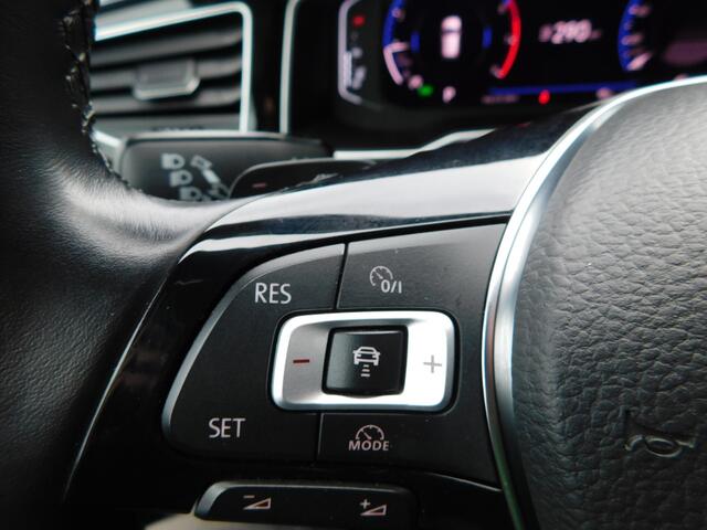 Volkswagen POLO 1.0 TSI R-Line, Virtual Cockpit, Acc, Clima