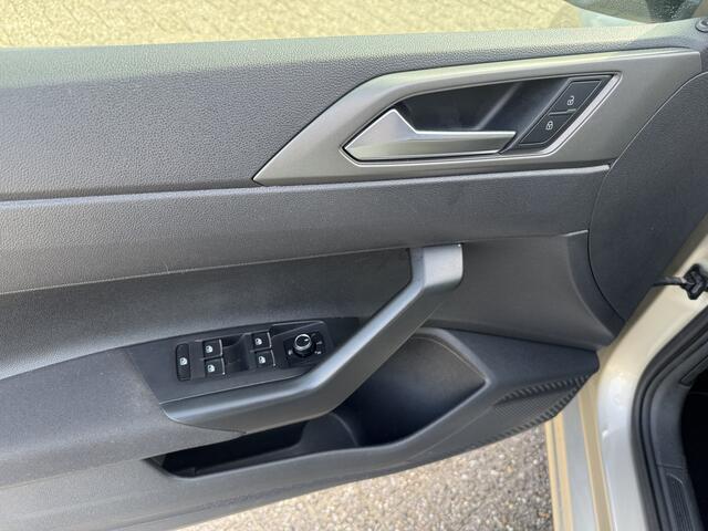 Volkswagen POLO 1.0 TSI Beats Carplay/Cam/Stoelverw/Cruise