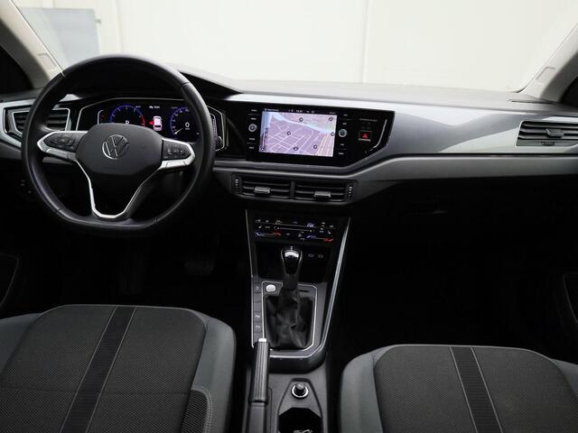 Volkswagen POLO 1.0 TSI 110PK Style DSG automaat | Achteruitrijcamera | Apple Carplay | Android auto | Climatronic | Navigatie | 17" LM velgen |