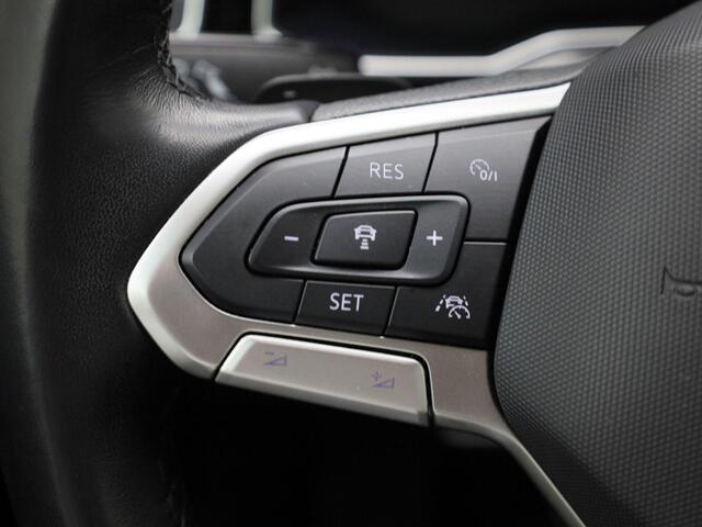 Volkswagen POLO 1.0 TSI 110PK Style DSG automaat | Achteruitrijcamera | Apple Carplay | Android auto | Climatronic | Navigatie | 17" LM velgen |