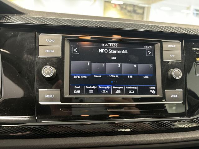 Volkswagen POLO 1.0 Tsi 95pk Life · Apple/Android Car Play · Airco · ACC · DAB · P-Sensoren · 15'' Inch · Garantie t/m 08-02-2027 of 100.000km