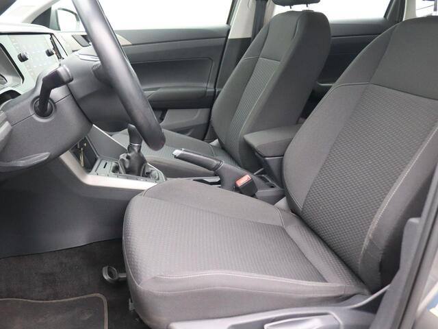 Volkswagen POLO 1.0 TSI Comfortline Business 95PK Clima, Cruise Controle, Navi, Parkeersensoren voor en achter, Apple Carplay/Android Auto, Stoelverwarming, 16" LM Velgen