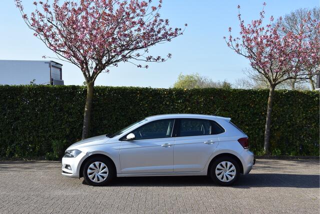 Volkswagen POLO 1.0 82 PK Navi ECC Mf. stuur NAP garantie Comfortline Business