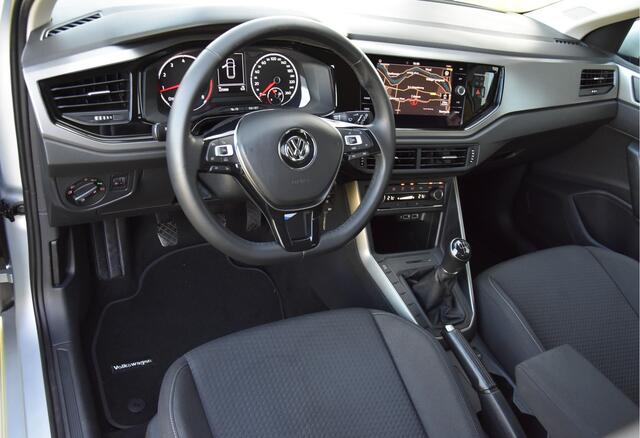 Volkswagen POLO 1.0 82 PK Navi ECC Mf. stuur NAP garantie Comfortline Business