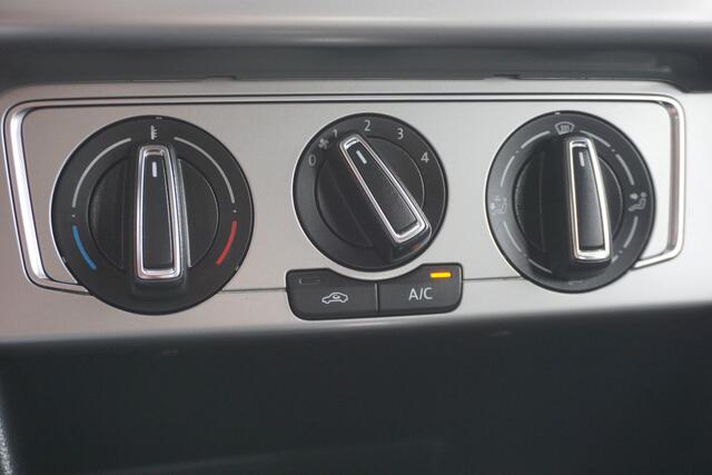 Volkswagen POLO 1.0 BlueMotion | Automaat | Leder | Cruise Control | Navigatie | 15'' LM | Origineel NL |