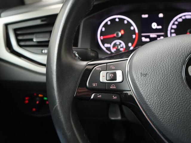 Volkswagen POLO 1.0 TSI Comfortline | 95 PK | Multifunctioneel stuurwiel | Automatische verlichting | Cruise control | Climate | Bluetooth | Apple Carplay - Androidauto | 5-deurs | Lm15'' |