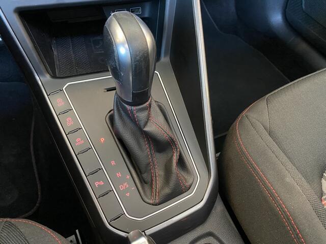 Volkswagen POLO 2.0 TSI GTI 200PK, Automaat, Panoramadak, Digital Dashboard, Beats Audio, 18" Wielen, Navigatie, Parkeersensoren v+a, Stoelverwarming, Telefoonlader, Climate & Cruise Control, Spraakbediening