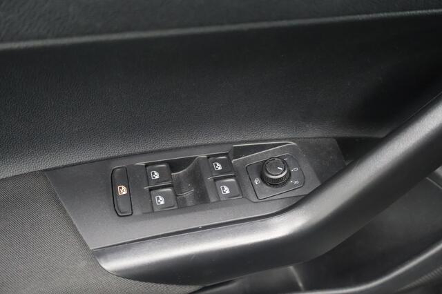 Volkswagen POLO 1.0 TSI Comf.l. Bus. | DSG | Camera | Stoelverw. | Apple Carplay