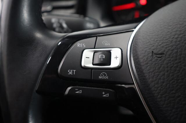 Volkswagen POLO 1.0 TSI Comf.l. Bus. | DSG | Camera | Stoelverw. | Apple Carplay