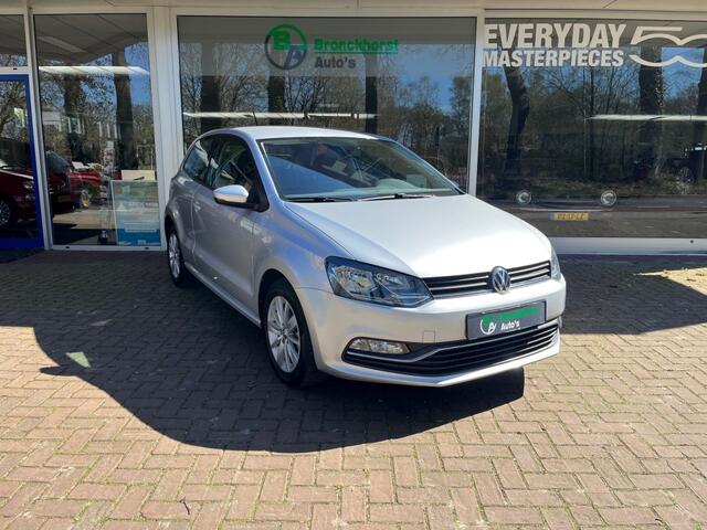 Volkswagen POLO 1.2 Tsi COMF Bleumotion