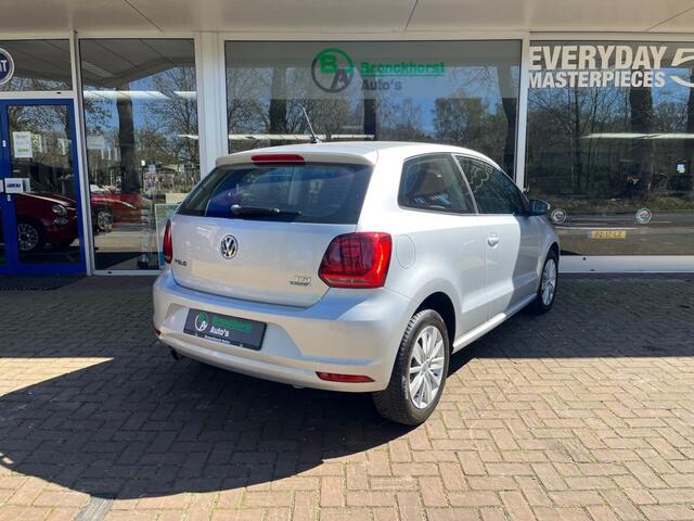 Volkswagen POLO 1.2 Tsi COMF Bleumotion