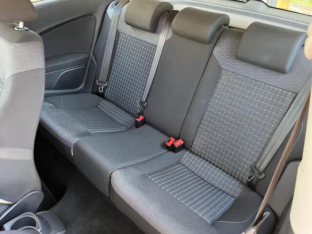 Volkswagen POLO 1.2 Tsi COMF Bleumotion