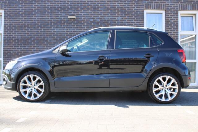 Volkswagen POLO Cross-1.2 TSI Highline-climate-Led koplampen