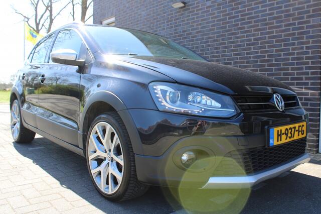 Volkswagen POLO Cross-1.2 TSI Highline-climate-Led koplampen