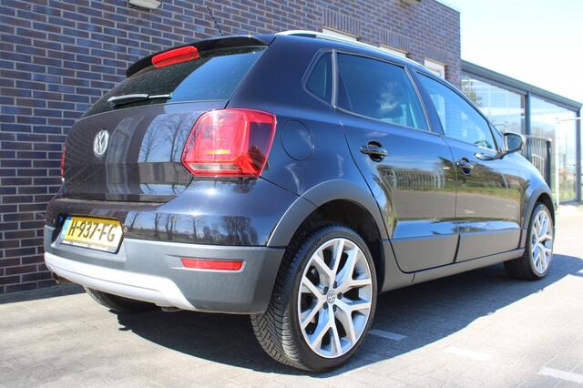 Volkswagen POLO Cross-1.2 TSI Highline-climate-Led koplampen