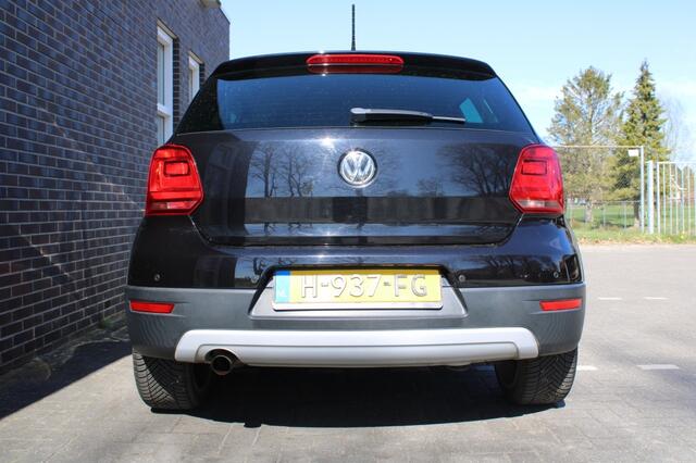 Volkswagen POLO Cross-1.2 TSI Highline-climate-Led koplampen