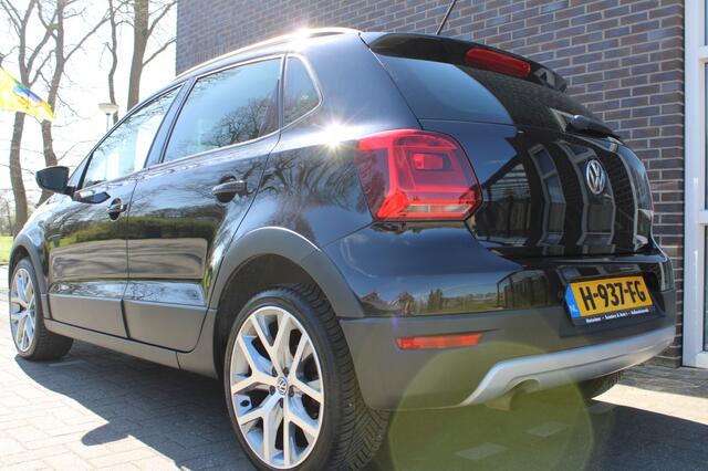 Volkswagen POLO Cross-1.2 TSI Highline-climate-Led koplampen