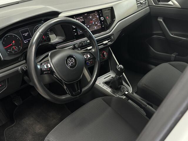 Volkswagen POLO 1.0 TSI Comfortline/ Apple + Android/ DAB+/ Navi/ Airco/ Adaptive Cruise/ Elek. pakket/ Isofix/ Bluetooth/ Armsteun/ Multi. LEDER. Stuur/ Mistl./ LED Dagrijverl.