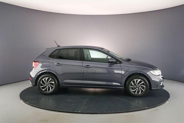 Volkswagen POLO Life Edition 1.0 TSI 95pk Adaptive cruise control, Achteruitrijcamera, LED koplampen, Airco, DAB, Radio, App connect, Parkeersensor achter, Bluetooth