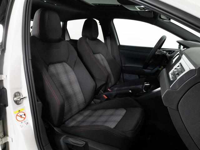 Volkswagen POLO GTI 2.0 TSI 207 PK DSG | LED Matrix IQ | Panoramadak | Navigatie | 18 Inch Velgen |