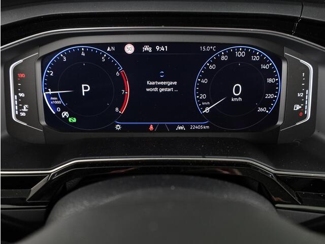 Volkswagen POLO 1.0 TSI R-Line 95PK Automaat (DSG) | Panorama dak | IQ Matrix led koplampen | Navigatie | Parkeercamera | Stoelverwarming | 17" LM velgen |