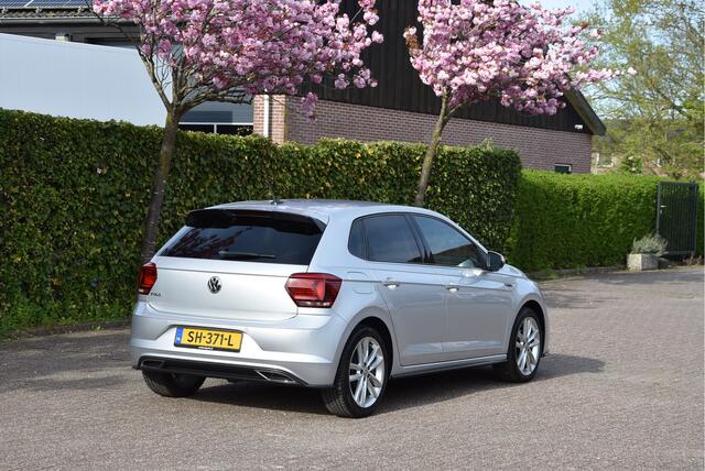 Volkswagen POLO 96 PK TSI Highline R-Line PDC Navi Carplay NAP
