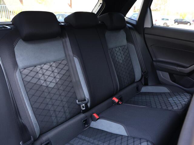 Volkswagen POLO 1.0 TSI R-Line 95pk DSG | LED | App connect | Camera | Stoelverwarming | Spiegelpakket