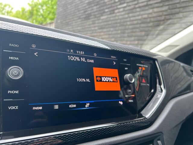 Volkswagen POLO 1.0 TSI Life Edition l IQDrive l 18 Inch l Stoelverwarming l AppleCarplay