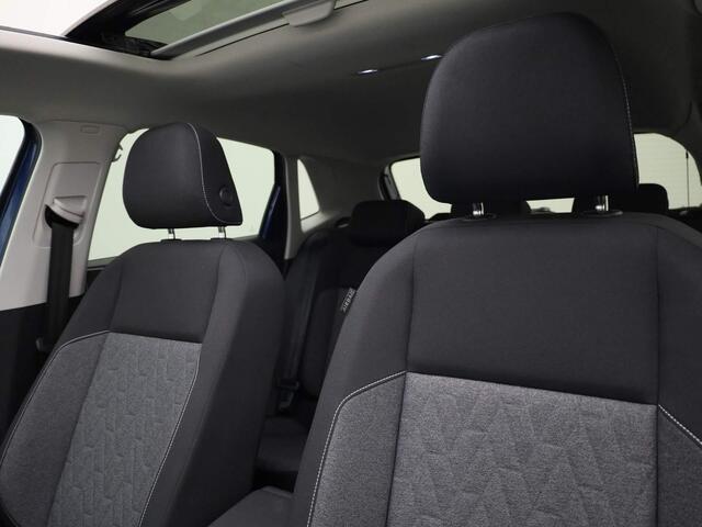 Volkswagen POLO 1.0TSI/95PK Move · Panoramadak · Navigatie · Camera+Parkeersensoren · Stoelverwarming