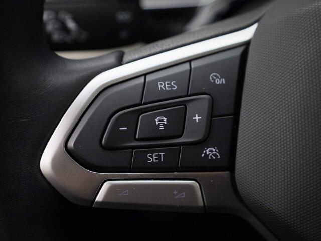 Volkswagen POLO 1.0TSI/95PK Move · Panoramadak · Navigatie · Camera+Parkeersensoren · Stoelverwarming