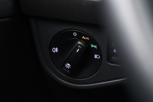 Volkswagen POLO 1.0 TSI DSG | Pano | Apple CarPlay | Camera | LED | Clima | All Seasons