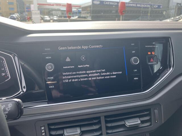 Volkswagen POLO 1.0 TSI 95pk DSG R-Line Business · Camera · Apple/Android Car Play · ACC · Stoelverwarming · Sfeerverlichting · Draadloze Telefoonlader · Garantie t/m 03-07-2028 of 100.000km