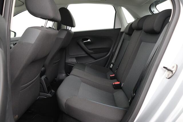 Volkswagen POLO 1.0 TSI Connected Series | Carplay | Navigatie | Cruise control | Airco | Parkeerhulp | Bluetooth