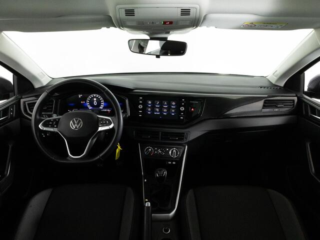 Volkswagen POLO 1.0 TSI 95 PK Life | LED | Navigatie Via Smartphone | Achteruitrijcamera |