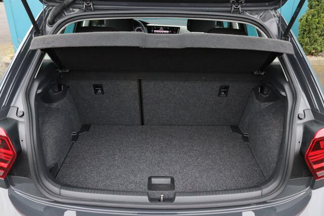 Volkswagen POLO 1.0 TSI Comfortline Executive AC|ADAPT.CRUISE|CARPLAY|NAV|DAB|BT