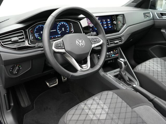 Volkswagen POLO 1.0 TSI 95 pk DSG R-Line | Panoramadak | Achteruitrijcamera | Digital Cockpit | 17 inch lichtmetalen velgen | Apple Car Play |