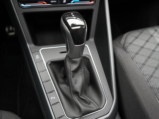 Volkswagen POLO 1.0 TSI 95 pk DSG R-Line | Panoramadak | Achteruitrijcamera | Digital Cockpit | 17 inch lichtmetalen velgen | Apple Car Play |