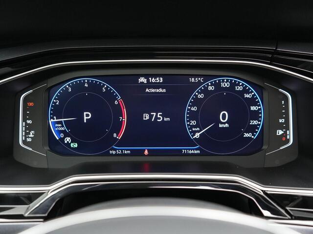 Volkswagen POLO 1.0 TSI 110 pk DSG Highline | Panoramadak | 16 inch Lichtmetalen velgen | Climatronic | Stoelverwarming |