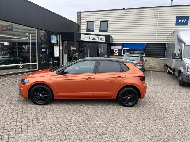 Volkswagen POLO 1.0 TSI Comfortline Automaat, Apple/Android CarPlay, Airco, mooie kleur combinatie. Goed onderhouden, geen schades