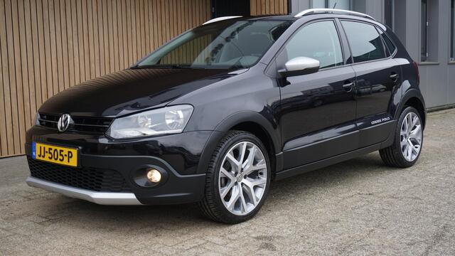 Volkswagen POLO Cross 1.2 TSI 90pk 5Drs Navi Clima Cruise Control Trekhaak 17inch LM *NL auto* 42145km!