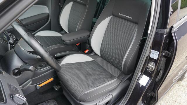 Volkswagen POLO Cross 1.2 TSI 90pk 5Drs Navi Clima Cruise Control Trekhaak 17inch LM *NL auto* 42145km!