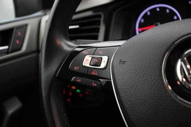 Volkswagen POLO 1.0 TSI Comfortline - Navi, Cruise