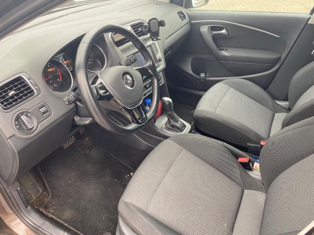 Volkswagen POLO 1.2 TSI Highline Navigatie Automaat NAP