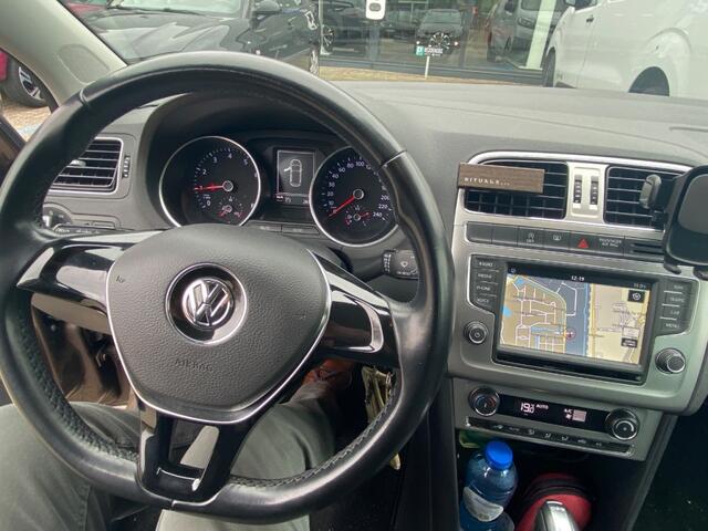 Volkswagen POLO 1.2 TSI Highline Navigatie Automaat NAP