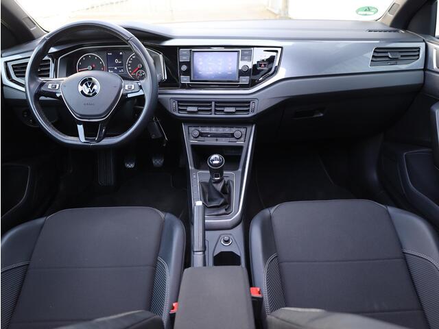 Volkswagen POLO 1.0 TSI Highline Panoramadak | Full LED | Stoelverwarming | Getint Glas |