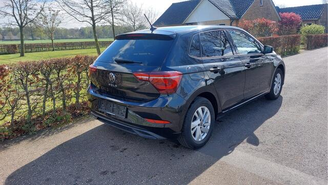Volkswagen POLO 1.0 TSI Style CLIMA/NAVI/LED 39389 KM BJ 2023
