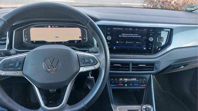 Volkswagen POLO 1.0 TSI Style CLIMA/NAVI/LED 39389 KM BJ 2023