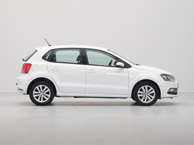 Volkswagen POLO 1.2 TSI 90pk Comfortline Airco Cruise Lm Velgen Touchscreen