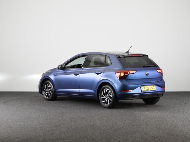 Volkswagen POLO 1.0 TSI Life 95 pk | Verlengde garantie | Navigatie via App | Parkeersensoren | Adaptieve cruise control | LED koplampen | Leer interieur